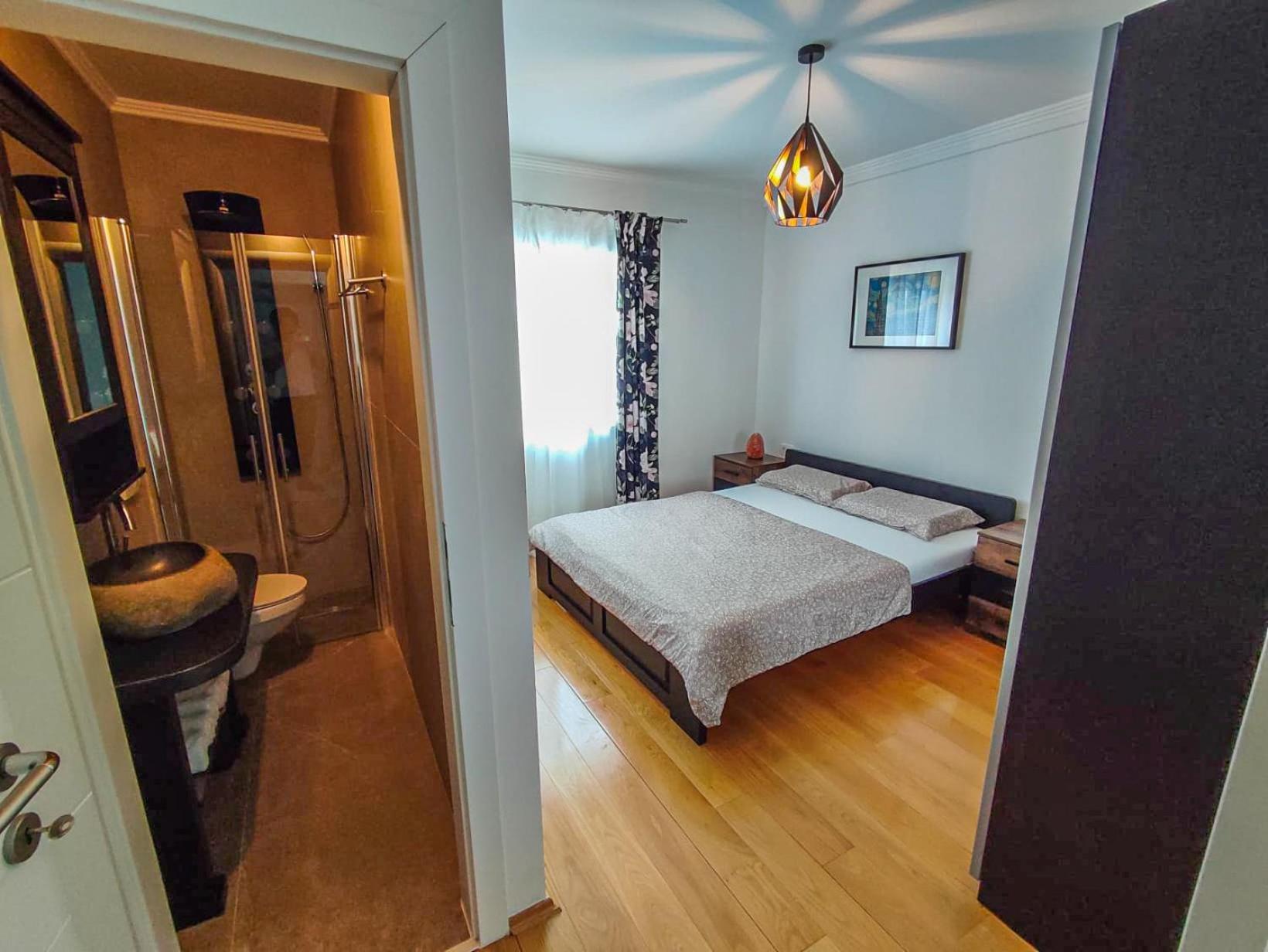 Apartments Amfora - Cozy And Modern Apartments For Up To 15 People, 100M From The Sea And Beach 스타라 노발랴 외부 사진